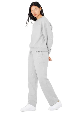 Accolade Crew Neck Pullover & Accolade Straight Leg Sweatpant Set - Athletic Heather Grey