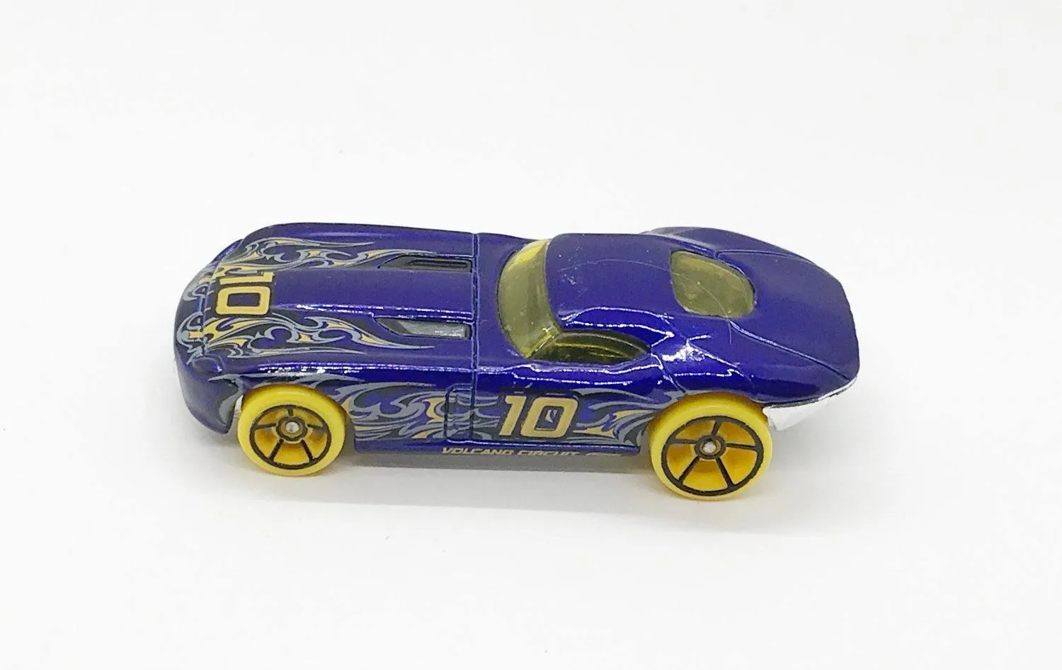 Hot Wheels Purple Fast FeLion (2019)