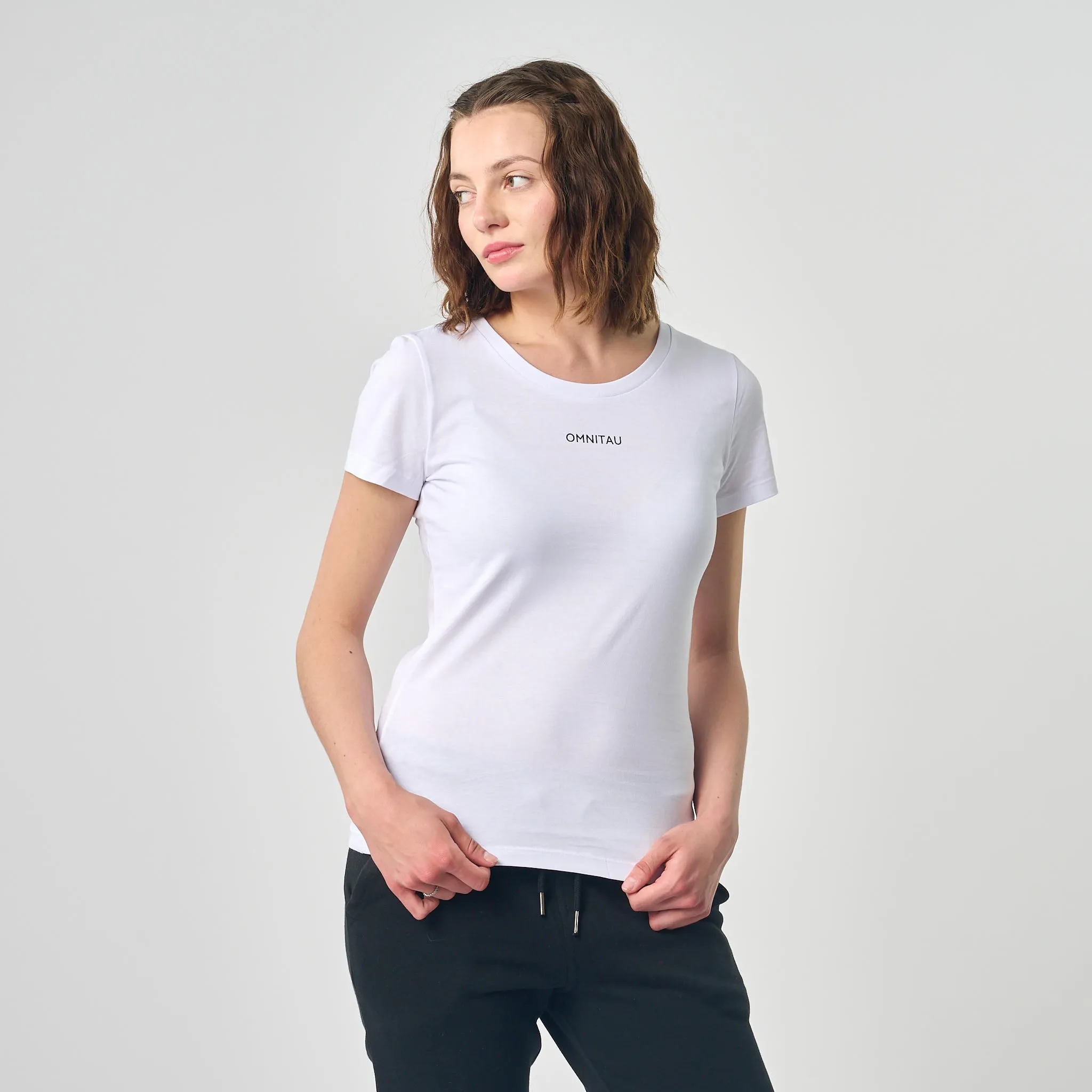 Omnitau Women's Winchester Organic Cotton Crew Neck T-Shirt - White