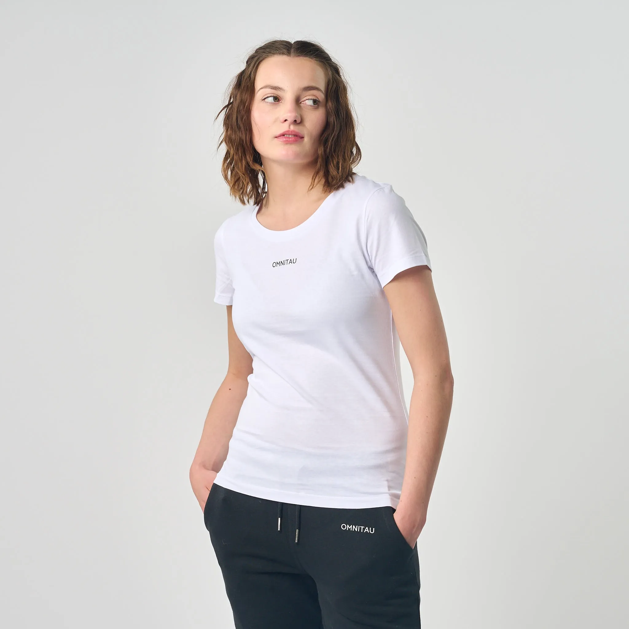 Omnitau Women's Winchester Organic Cotton Crew Neck T-Shirt - White